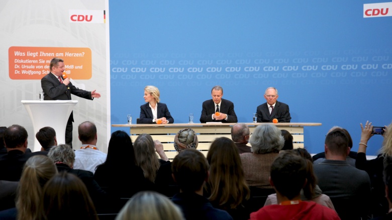 Werkstattgespräch mit Ursula von der Leyen und Wolfgang Schäuble Werkstattgespräch mit Ursula von der Leyen und Wolfgang Schäuble