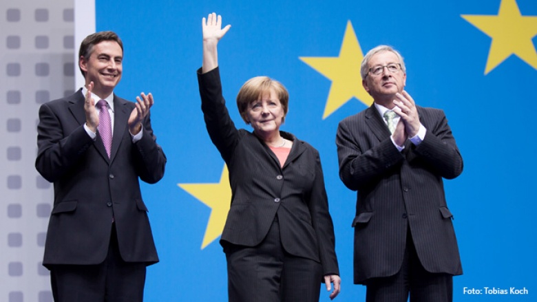 David McAllister, Angela Merkel und Jean-Claude Juncker (Foto: Tobias Koch)