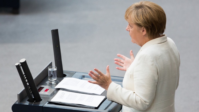Bundeskanzlerin und CDU-Vorsitzende Angela Merkel bei ihrer Rede in der Generaldebatte zum Bundeshaushalt 2015 Bundeskanzlerin und CDU-Vorsitzende Angela Merkel bei ihrer Rede in der Generaldebatte zum Bundeshaushalt 2015