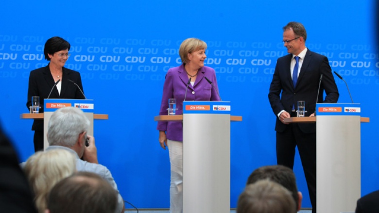 Angela Merkel, Christine Lieberknecht, Michael Schierack bei der Pressekonferenz 