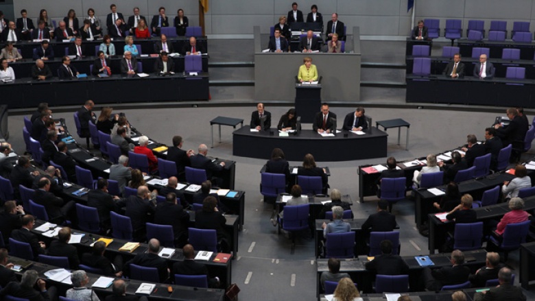 Regierungserklärung von Angela Merkel im Deutschen Bundestag Regierungserklärung von Angela Merkel im Deutschen Bundestag
