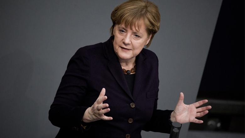 Bundeskanzlerin Angela Merkel bei ihrer Regierungserklärung im Bundestag
