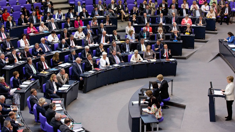 Blick in den Plenarsaal des Bundestags Blick in den Plenarsaal des Bundestags