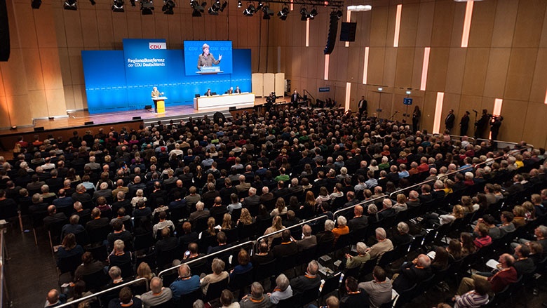 1.000 Mitglieder und Gäste verfolgten die Regionalkonferenz in Münster 1.000 Mitglieder und Gäste verfolgten die Regionalkonferenz in Münster