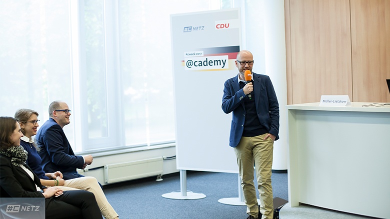 Die Zukunft ist digital und intelligent Die Zukunft ist digital und intelligent