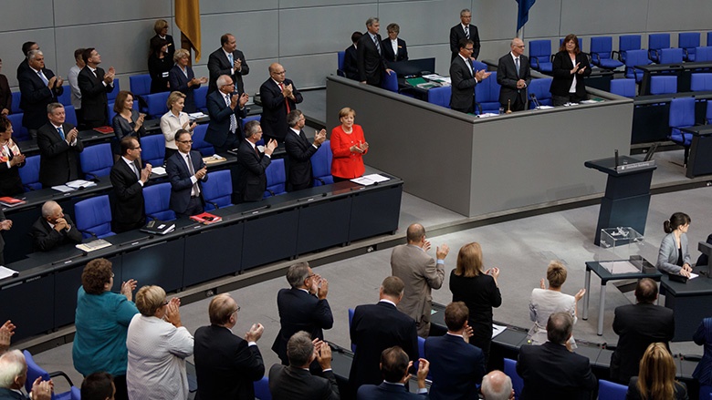 Stehender Applaus für Norbert Lammmert: Abschied aus dem Bundestag Stehender Applaus für Norbert Lammmert: Abschied aus dem Bundestag