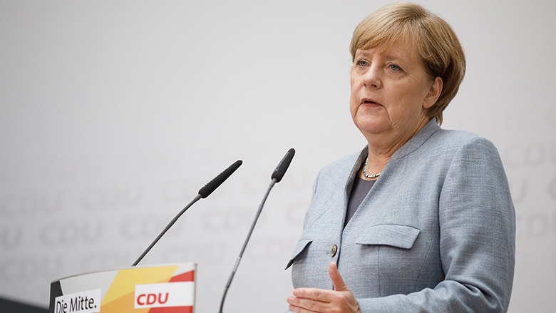Angela Merkel bei der Pressekonferenz nach der Bundestagswahl Angela Merkel bei der Pressekonferenz nach der Bundestagswahl
