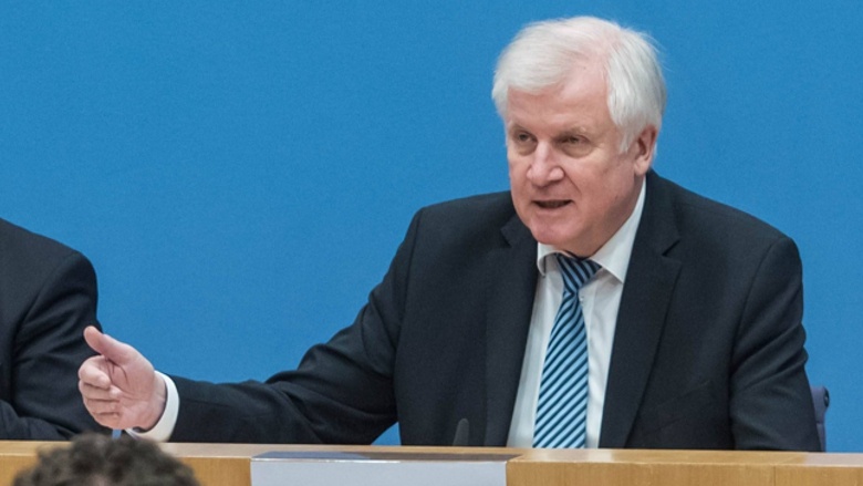 Bundesinnenminister Horst Seehofer (CSU) während der Pressekonferenz zur Aufklärung des Daten-Diebstahls