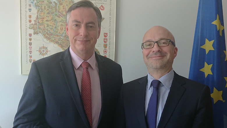 David McAllister mit dem Direktor des Brüsseler Büros des American Jewish Committee, Daniel Schwammenthal David McAllister mit dem Direktor des Brüsseler Büros des American Jewish Committee, Daniel Schwammenthal