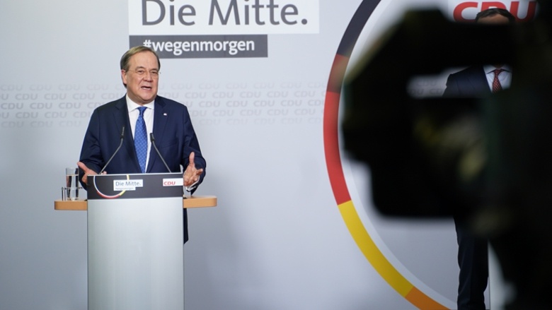 CDU-Vorsitzender Armin Laschet nach der Verkündung des Briefwahlergebnisses im Konrad-Adenauer-Haus Berlin 