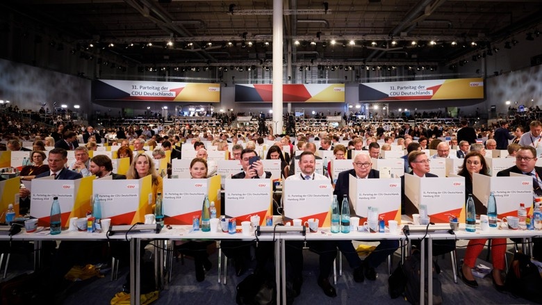 Tischwahlkabine der CDU 