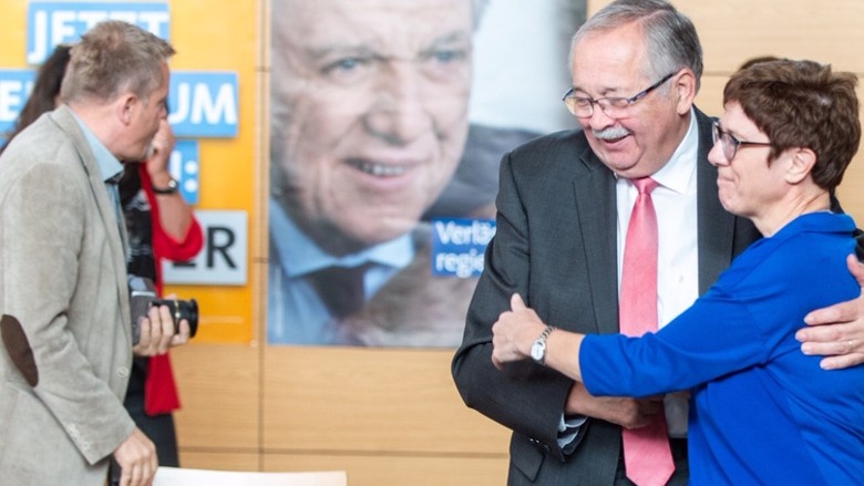 CDU-Generalsekretärin Annegret Kramp-Karrenbauer unterstützt die hessische CDU im Wahlkampf in Butzbach CDU-Generalsekretärin Annegret Kramp-Karrenbauer unterstützt die hessische CDU im Wahlkampf in Butzbach