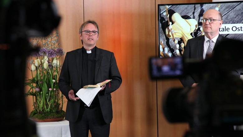 Osterandacht per Video: Prälat Karl Jüsten und Prälat Matrtin Dutzmann bei der CDU Deutschlands Osterandacht per Video: Prälat Karl Jüsten und Prälat Matrtin Dutzmann bei der CDU Deutschlands
