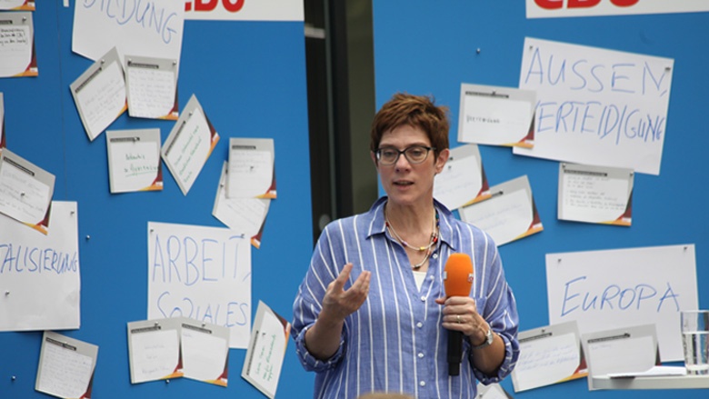 CDU-Generalsekretärin Annegret Kramp-Karrenbauer auf Zuhör-Tour in Braunschweig