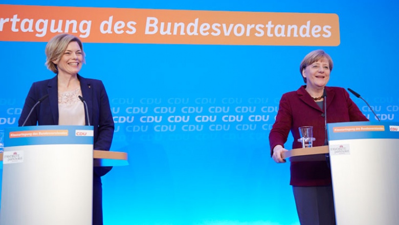 Julia Klöckner und Angela Merkel