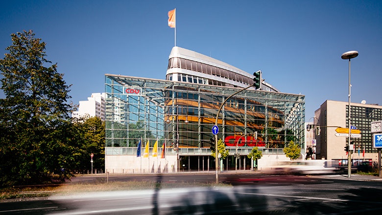 Das Konrad-Adenauer-Haus im Ortsteil Tiergarten im Bezirk Mitte Das Konrad-Adenauer-Haus im Ortsteil Tiergarten im Bezirk Mitte