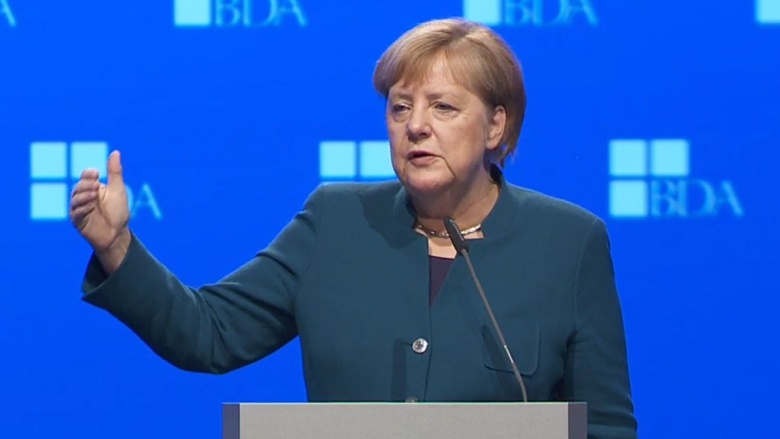Bundeskanzlerin Angela Merkel während ihrer Rede auf dem Arbeitgebertag des BDA Bundeskanzlerin Angela Merkel während ihrer Rede auf dem Arbeitgebertag des BDA