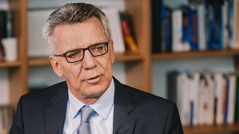 Bundesinnenminister Thomas de Maizière im Konrad-Adenauer-Haus Bundesinnenminister Thomas de Maizière im Konrad-Adenauer-Haus