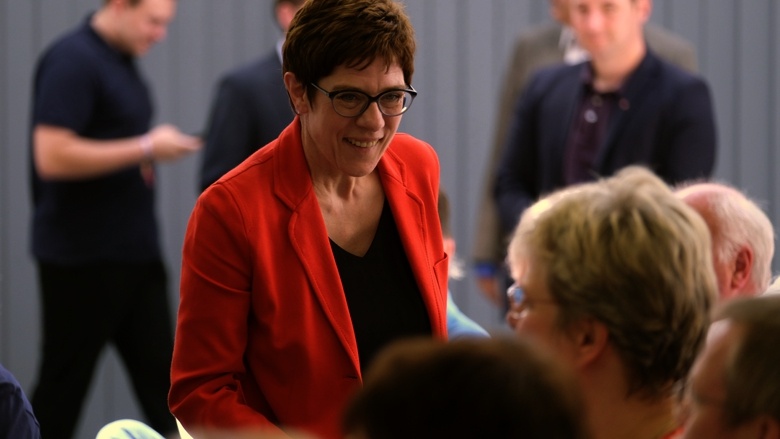 CDU-Generalsekretärin Annegret Kramp-Karrenbauer Zuhör-Tour Verden Sehnde