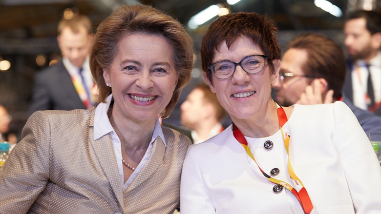 Impressionen vom 30. Parteitag der CDU / Ursula von der Leyen und Annegret Kramp-Karrenbauer