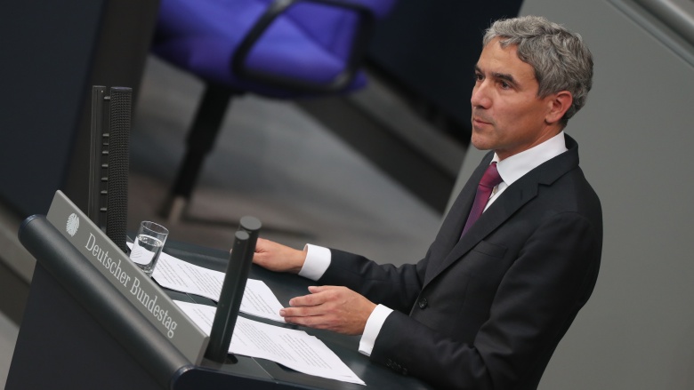 Der stellvertretende Fraktionschef der CDU/CSU-Bundestagsfraktion, Stephan Harbarth, mahnte an, das Ehrenamt zu stärken, das auf dem Land „in ganz besonderer Dichte“ vorkomme