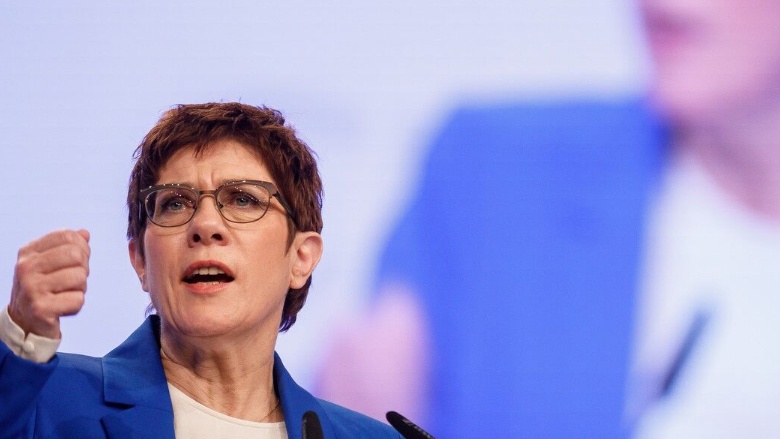 CDU-Vorsitzende Annegret Kramp-Karrenbauer während ihrer Rede auf dem 32. Parteitag der CDU Deutschlands in Leipzig