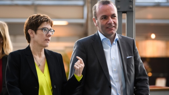 CDU-Vorsitzende Annegret Kramp-Karrenbauer und Manfred Weber, gemeinsamer Spitzenkandidat von CDU/CSU zur Europawahl