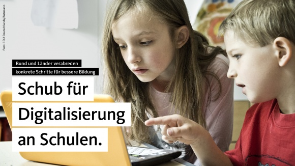 Bundeskanzlerin Angela Merkel: Schub für Digitalisierung an Schulen